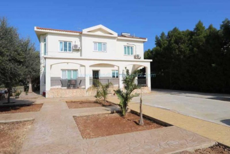 Ayia Napa Large 3 bedroom, 2 bathroom family home on 965m2 plot in exclusive Kokkines area - KOK112AS.This vast detached villa covers and