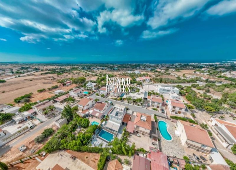 Ayia Napa Stunning 3 bed villa with TITLE DEEDS ready for transfer on gorgeous 400m2 plot with SEA VIEWS in enviable location of Kokkines