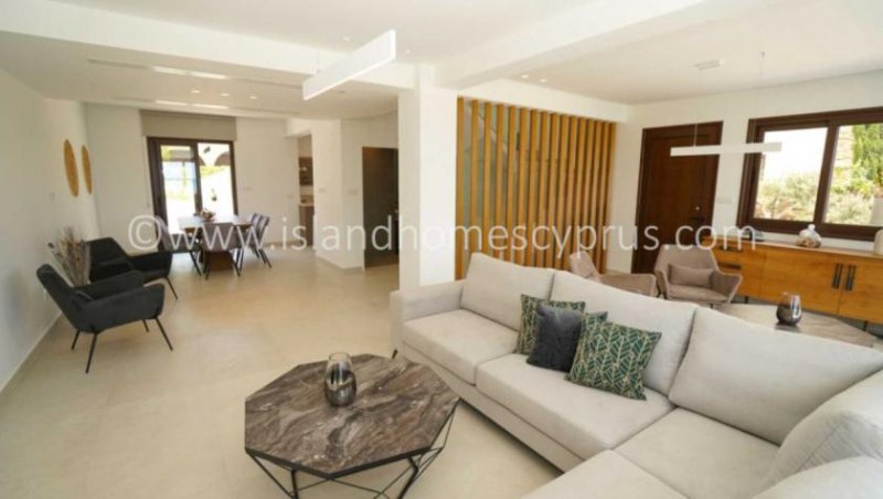 Ayia Thekla 5 bedroom NEW BUILD seafront villa, fully furnished in magnificent location in Ayia Thekla - ION125DPThis SEA FRONT villa from