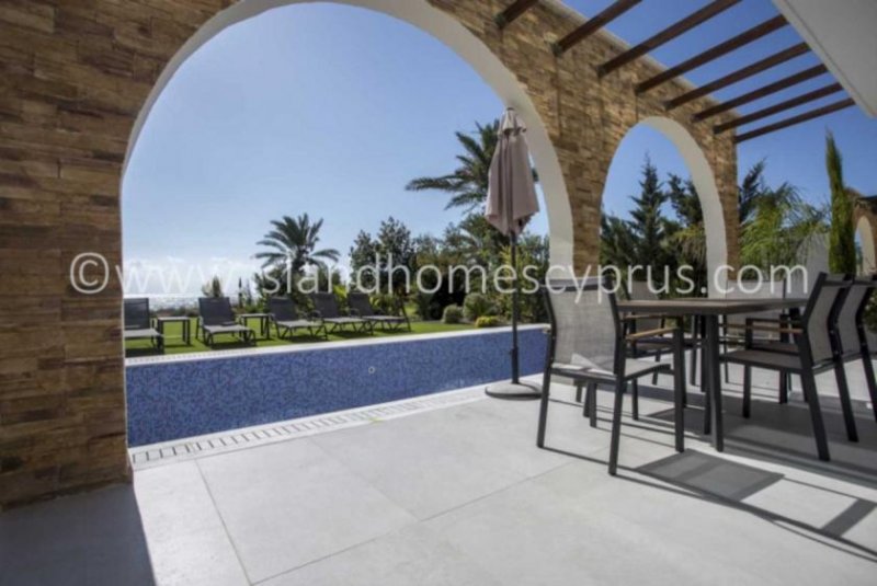 Ayia Thekla 5 bedroom NEW BUILD seafront villa, fully furnished in magnificent location in Ayia Thekla - ION125DPThis SEA FRONT villa from