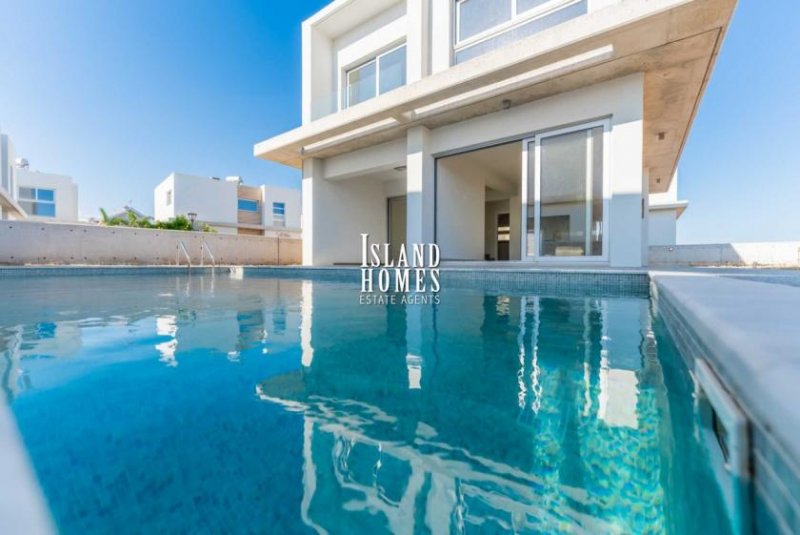 Ayia Triada Stunning 3 bedroom, 3 bathroom NEW BUILD detached villa on 320m2 plot, just 650m to the beach in fabulous location of Ayia -