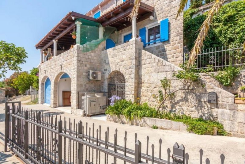 Budva This charming stone villa is a house with true Mediterranean character. It has spectacular Seaview that offers memorable 

The 5