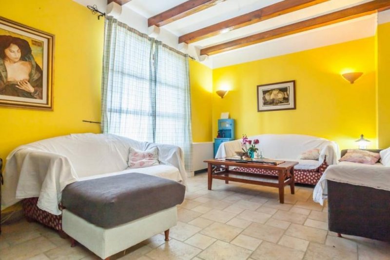 Budva This charming stone villa is a house with true Mediterranean character. It has spectacular Seaview that offers memorable 

The 5