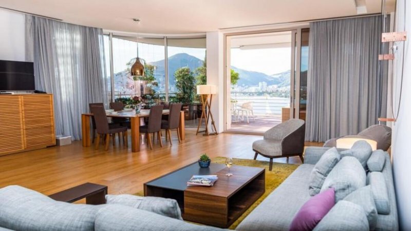 Budva This elegant penthouse with fantastic direct Seaview terrace equipped with Jacuzzi, shower, dining and lounge areas is located