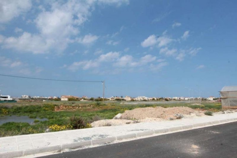 Deryneia LDER129 - Great Location Residential plot of land for sale in Deryneia - LDER129.Set in the picturesque village of Deryneia, of