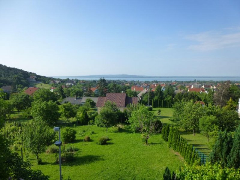  Einfamilienhaus in Vonyarcvashegy mit unverbaubare Seeblick. Haus kaufen