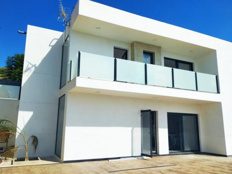 Fortuna NEU GEBAUTE VILLEN IN FORTUNA. . Neubau Villen in Fortuna, Murcia.. . Unabhängige Villa über 2 Etagen gebaut und verfügt