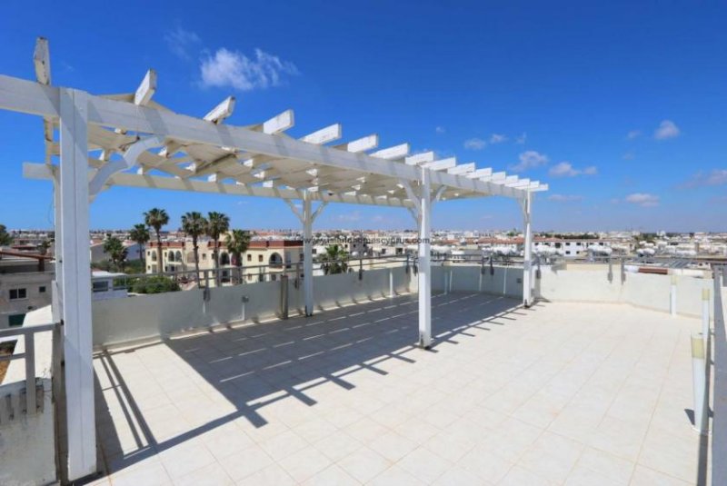 Kapparis 1 bedroom, 1 bathroom apartment in prime Kapparis location, with Sea View Roof Terrace - SDK104.Located on the 2nd floor with ac