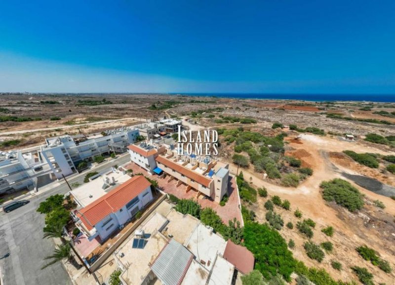 Kapparis 2 bedroom town house with PANORAMIC SEA VIEW and TITLE DEEDS ready to transfer, in quiet but convenient location of Kapparis - 