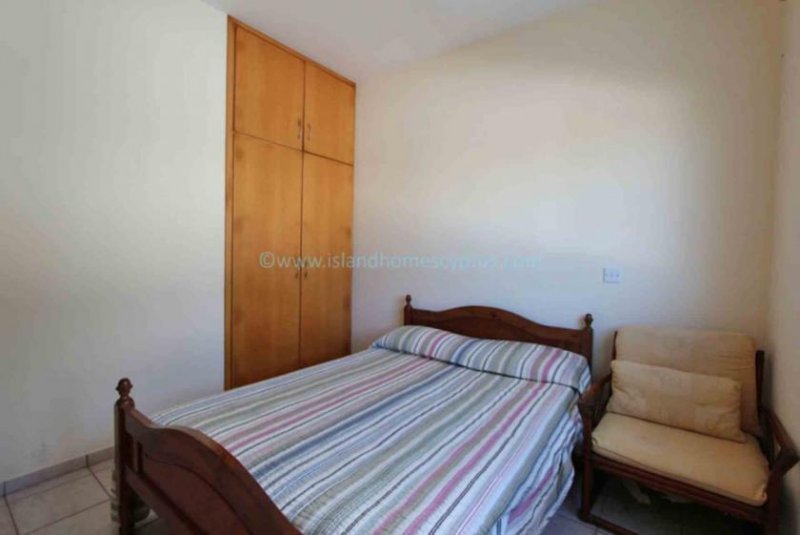 Kapparis 3 bedroom, 1 bathroom, ground floor apartment, close to amenities in a quiet residential area of Kapparis - SIK103Set on a small