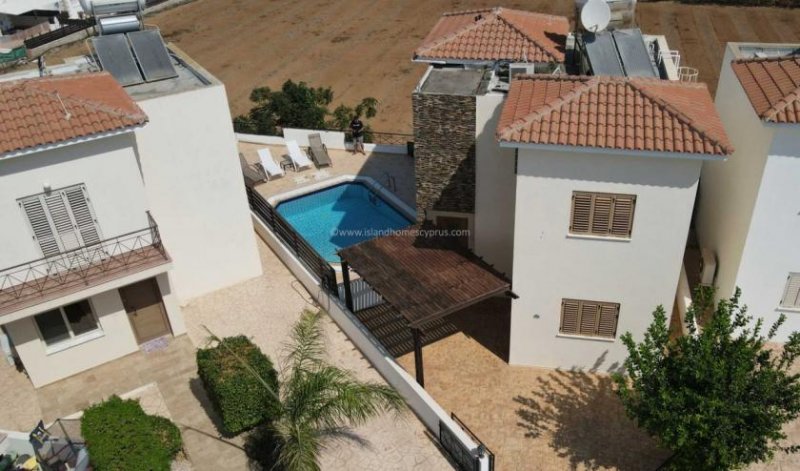 Kapparis 3 bedroom, 2 bathroom, villa with TITLE DEEDS, SEA VIEWS and private swimming pool in popular yet quiet location of Kapparis - o