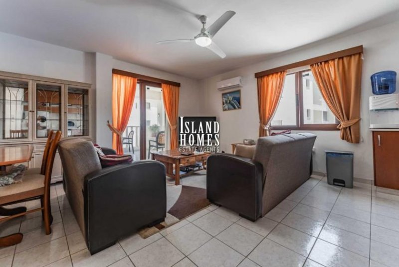 Liopetri 2 bedrooms, 1 shower room, first floor apartment with good size balcony and communal pool on popular complex in Liopetri - firs