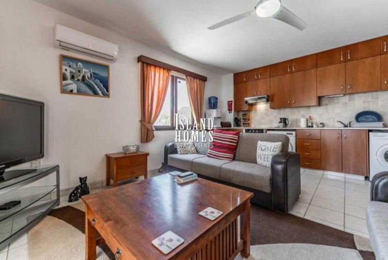 Liopetri 2 bedrooms, 1 shower room, first floor apartment with good size balcony and communal pool on popular complex in Liopetri - firs