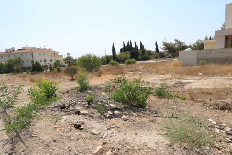 Paralimni Fantastic residential corner plot with sea views in quiet Paralimni location - LPAR175This plot is located in a quiet, area, i