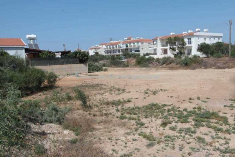 Paralimni Residential plot of land with views of the lake area in Paralimni - LPAR150.This plot of land in Paralimni already has road 