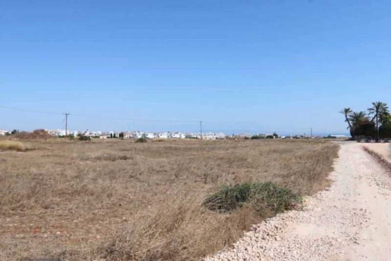 Paralimni Residential plot of sale with Sea Views in Paralimni - LPAR174.This plot has Title Deed for share of land and is located in a