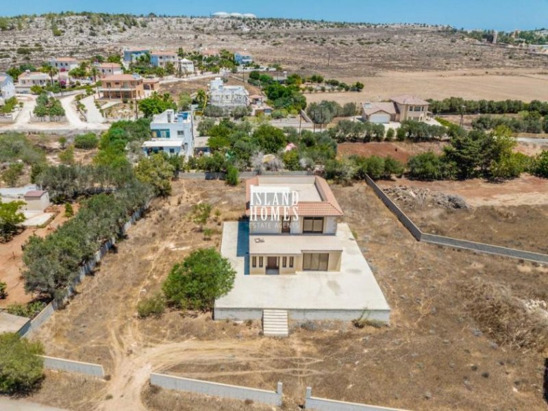 Paralimni Sublime views from the rooms and roof terrace of this 4 bedroom villa on huge 6109m2 plot with Title Deeds for the land and in