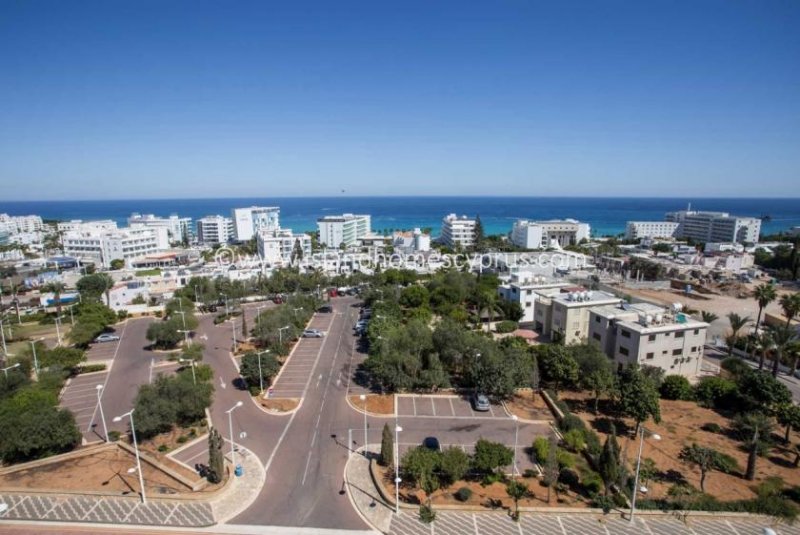 Protaras Luxury PENTHOUSE 3 bedroom apartment on NEW complex with stunning panoramic sea views and high end facilities in Central - Haus