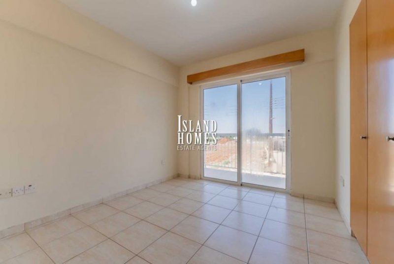 Sotira 3 bedroom, 1st floor apartment with TITLE DEEDS and views of the countryside in Sotira - MAS102This delightful apartment is for