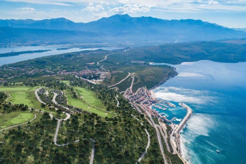 Tivat Spectacular golf residences on the Montenegro coast

Discover the first exclusive hillside golf neighbourhood in Montenegro, on 