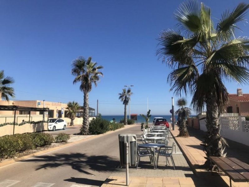 Torrevieja 60 m vom Strand entfernt und mit Blick auf das Meer !!!. . Eine einmalige Gelegenheit - kaufen Sie ein modernes Haus 1 Minute