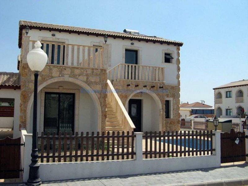 Vrysoulles Beautiful Traditional style 3 bedroom, 1 bathroom, semi-detached villa in quiet Vrysoulles village location - VRI111DP.This desi