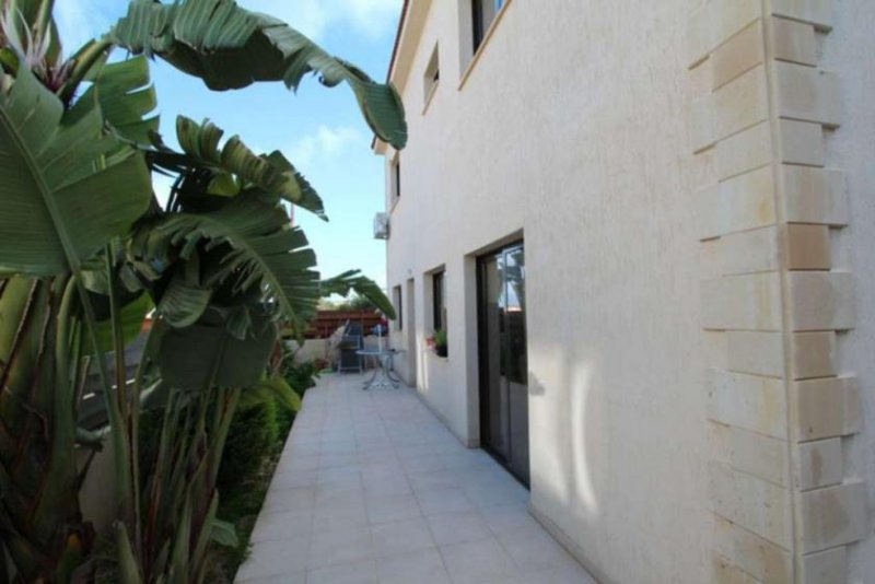 Xylofagou SPACIOUS 3 bedroom, 2 bathroom, house on a private GATED development of just 5 houses - AKX101.Currently in use as a day spa and