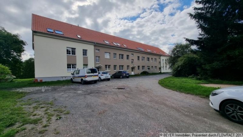 Arnsdorf (Landkreis Bautzen) 3 Zimmer Wohnung mit 88qm im DG eines ehemaligen 4 Seitenhofes zu vermieten Wohnung mieten