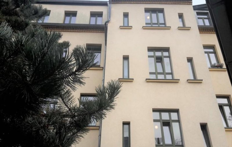 Leipzig Zentrumsnahe 3 Zimmerwohnung mit Wannenbad, Einbauküche und Büro/Hobbyraum Wohnung mieten