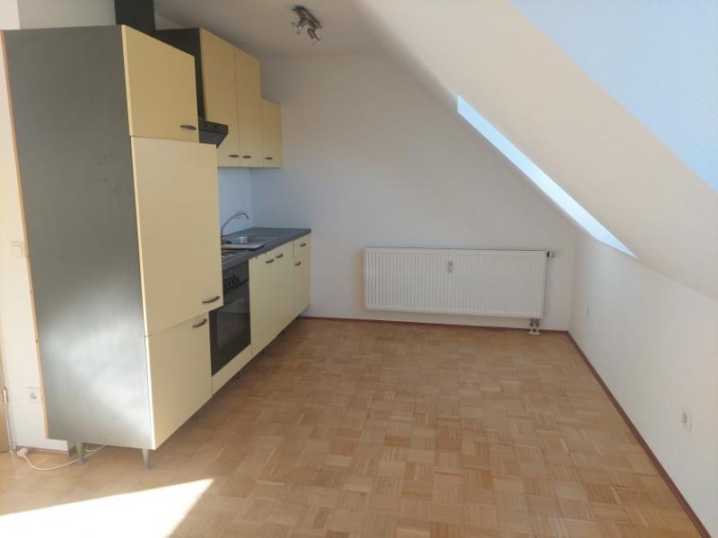 Leipzig Wohnpark Engelsdorf - 1 Zimmer - Appartement im Dachgeschoss Wohnung mieten