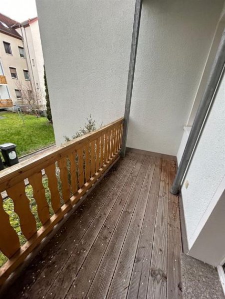 Roßwein Gemütliche 2-Zimmer mit Balkon, Laminat und offener Küche in ruhiger Lage! Wohnung mieten