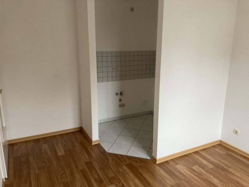 Zwickau Schöne 1,5-Raum-Wohnung Nähe HBK - EBK optional gegen höhere Miete - Stellplatz optional Wohnung mieten