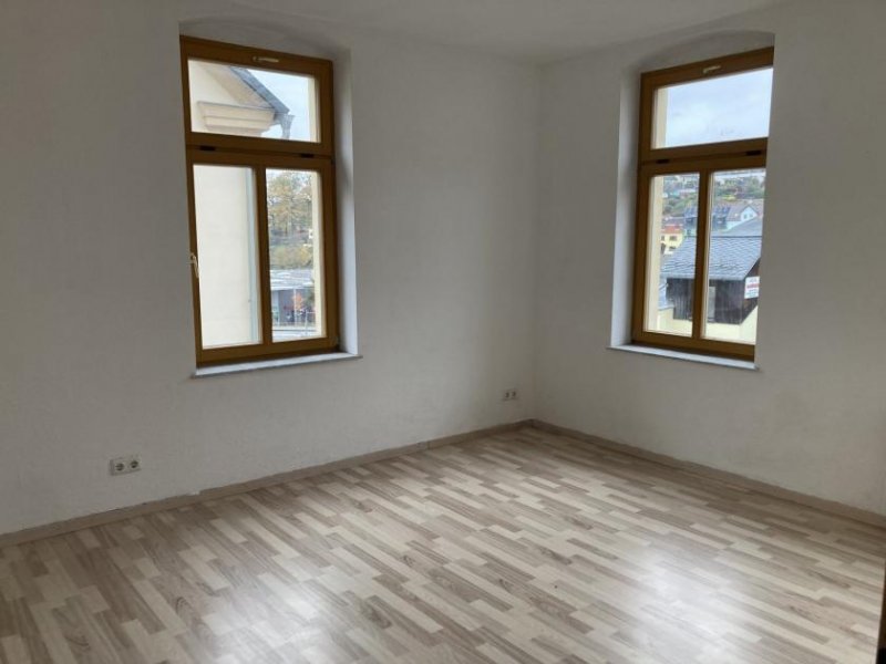 Kirchberg Helle, freundliche 2-Raum-Wohnung mit Balkon und Abstellraum! Wohnung mieten