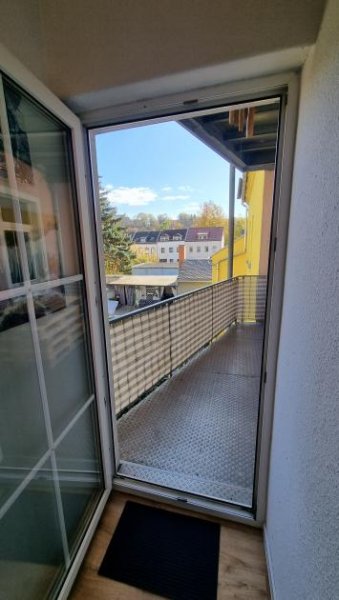 Plauen 53128 - Großzügige 3-Zimmer-Wohnung in Plauen Wohnung mieten