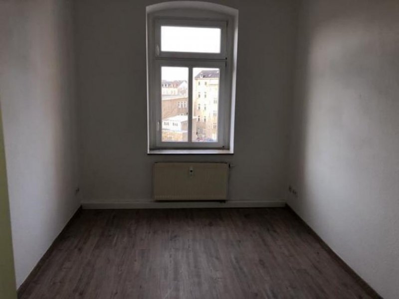 Chemnitz Gepflegte 3-Zimmer mit Laminat und Wannenbad in Uni- und Zentrumsnähe* Wohnung mieten
