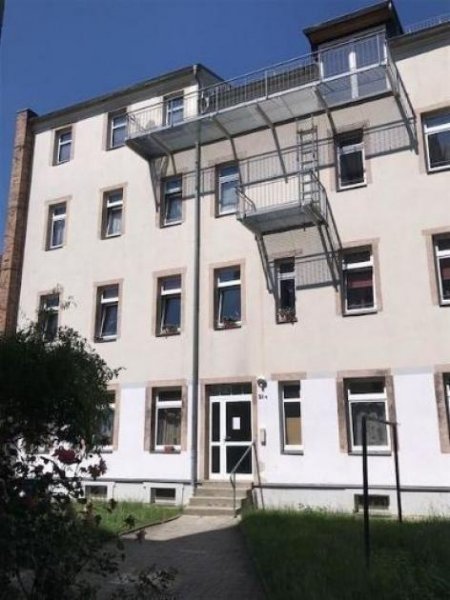 Chemnitz Große Hinterhaus DG 2-Zimmer mit EBK, Laminat, Balkon und Wanne in zentraler Lage! Wohnung mieten