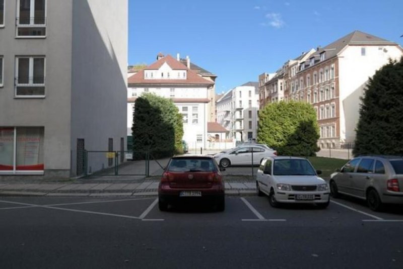 Chemnitz Gemütliche 2-Zimmer mit Balkon, Laminat, Aufzug und Stellplatz in sehr guter Lage! Wohnung mieten