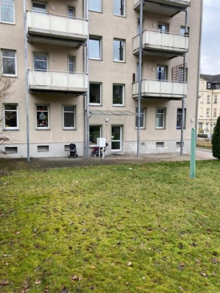 Chemnitz Großzügige 3-Zimmer mit Laminat, SP, Wannenbad und großem Balkon in ruhiger Lage! Wohnung mieten