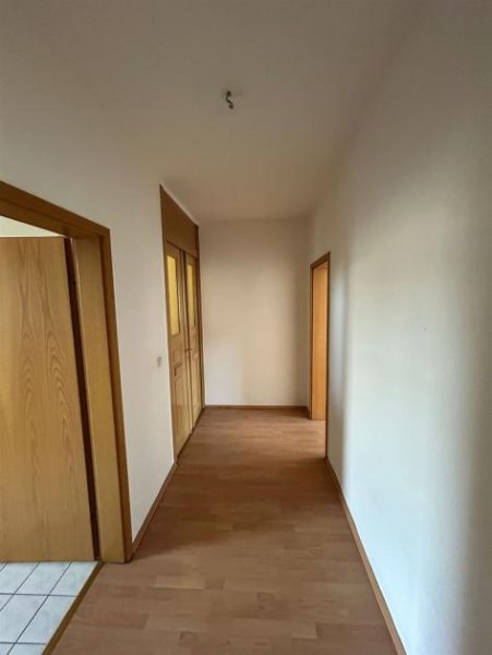 Chemnitz Riesen 2-Zimmer mit großer Kü., Wanne und Balkon zum Toppreis! EBK mgl. Wohnung mieten