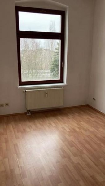 Chemnitz Gemütliche 3-Zimmer mit Aufzug, Laminat, Wanne und möblierter Küche in zentraler Lage! Wohnung mieten