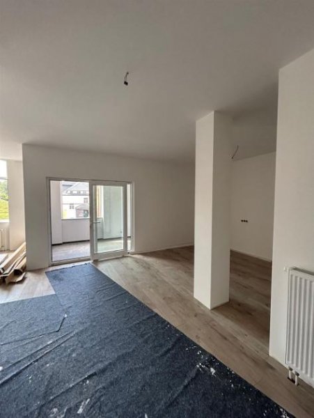 Burkhardtsdorf Erstbezug nach San.! Großzügige 5-Zimmer Loft mit Wanne, Dusche und Riesenloggia in ruhiger Lage! Wohnung mieten