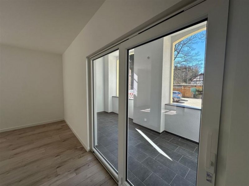 Burkhardtsdorf Erstbezug nach San.! Große 5-Zimmer Loft mit Wa., Du. und Riesenloggia in ruhiger Lage! EBK mgl. Wohnung mieten