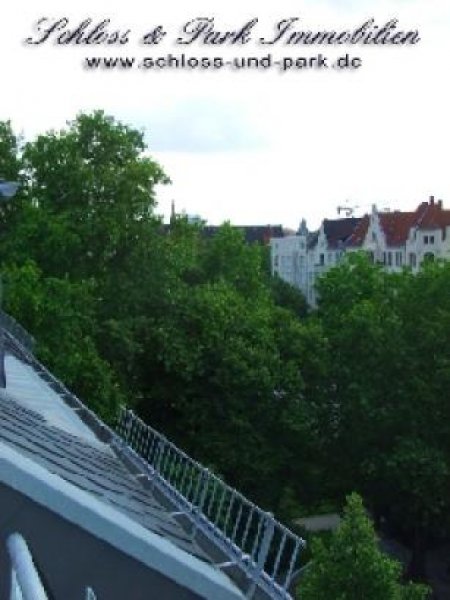 Berlin MODERNE DACHGESCHOSS-WOHNUNG AM SAVIGNYPLATZ * AUFZUG * TERRASSE * GÄSTE-WC * SANIERTER ALTBAU Wohnung mieten