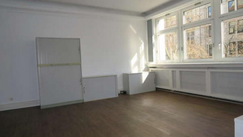 Berlin Prov.-frei: Savignyplatz: 390 m² hochwertige Büroetage (mit | ohne Möbilierung) Gewerbe mieten