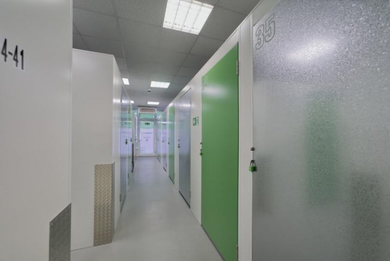 Berlin Köpenick Lagerabteil mieten sofort Zugang 24/7 online buchbar
1 m² - 13 m² Sondergrößen auf Anfrage Gewerbe mieten