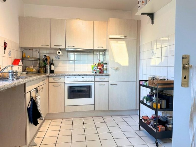 Heide 3-Zimmer-Maisonette-Wohnung mit Südwest-Balkon in Heide zu vermieten! Wohnung mieten