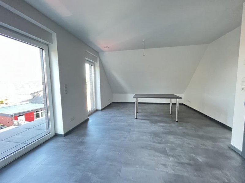 Norden Exklusives und modernes Wohnambiente mit Einbauküche, Fahrstuhl und Carport! Wohnung mieten