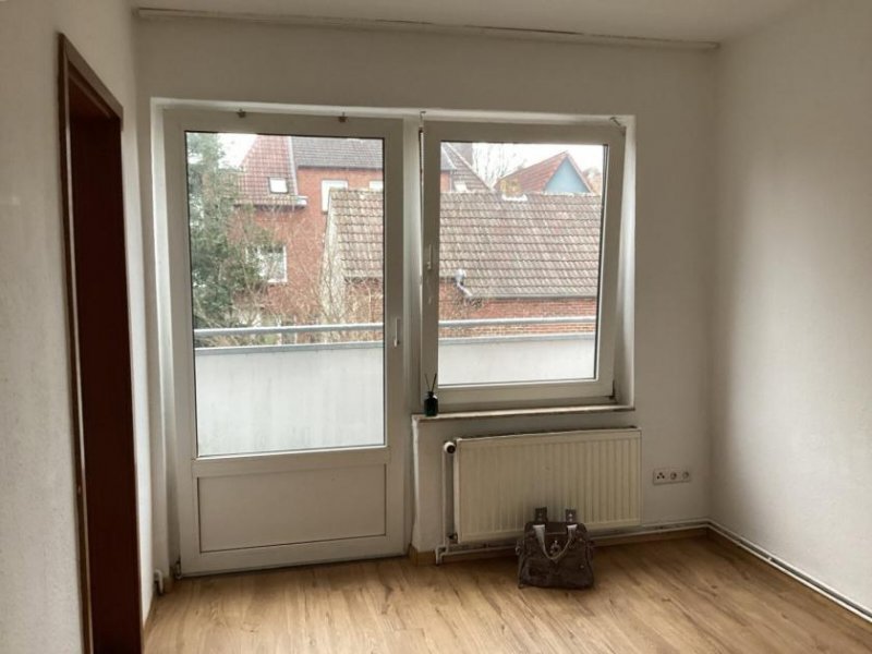 Emden 1-Zimmer-Wohnung mit Balkon zu vermieten! Wohnung mieten