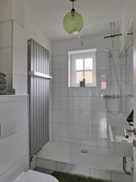 Fulda (EF1085_M) Fulda: Frauenberg, Erstbezug in neu renoviertes und neu möbliertes Apartment mit Balkon und Service Wohnung mieten