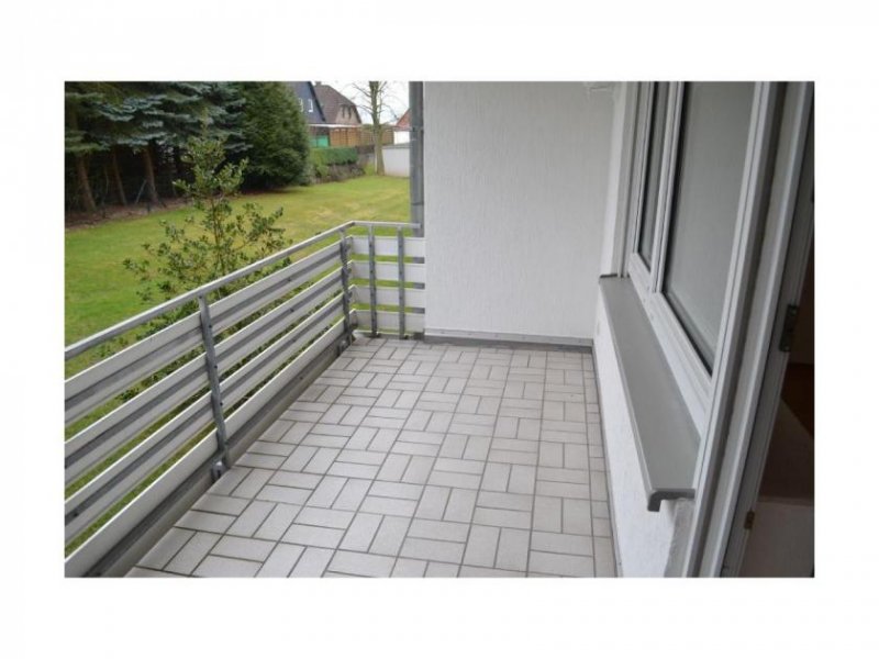 Holzminden 3-Zimmer-Mietwohnung mit Balkon und Einbauküche in bevorzugter Wohnlage Wohnung mieten